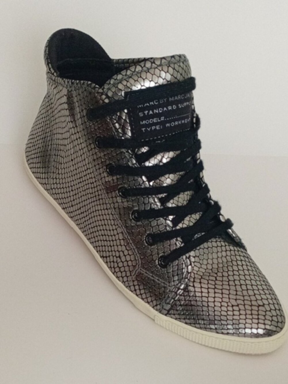 Marc By Marc Jacobs Silver Snake-Skin Texture High-Top Sneakers Black Laces 39.5